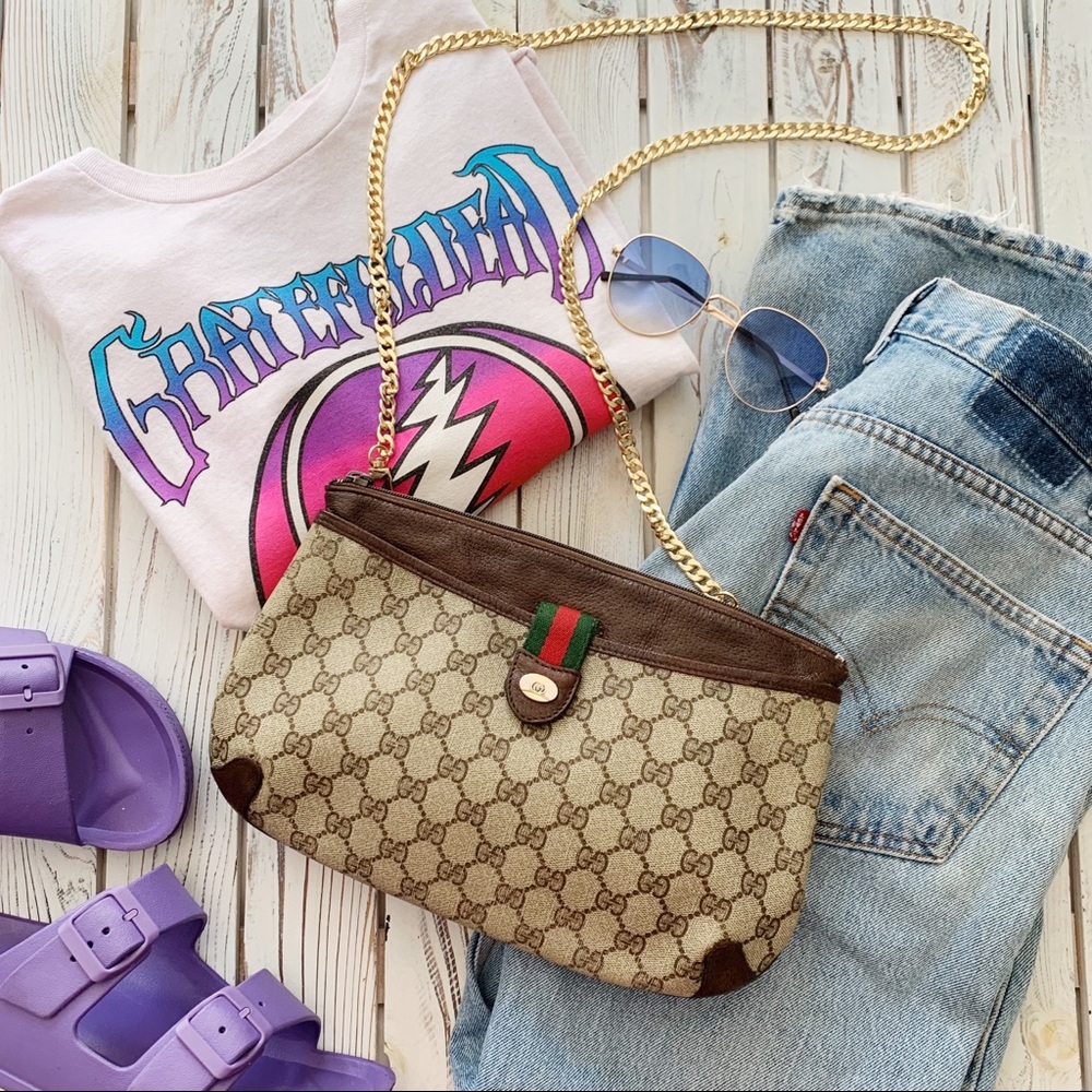 VINTAGE GUCCI GG MONOGRAM WEB CHAIN ZIP CROSSBODY BAG